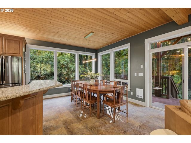 4350 Sw HALCYON Rd, Tualatin, OR 97062