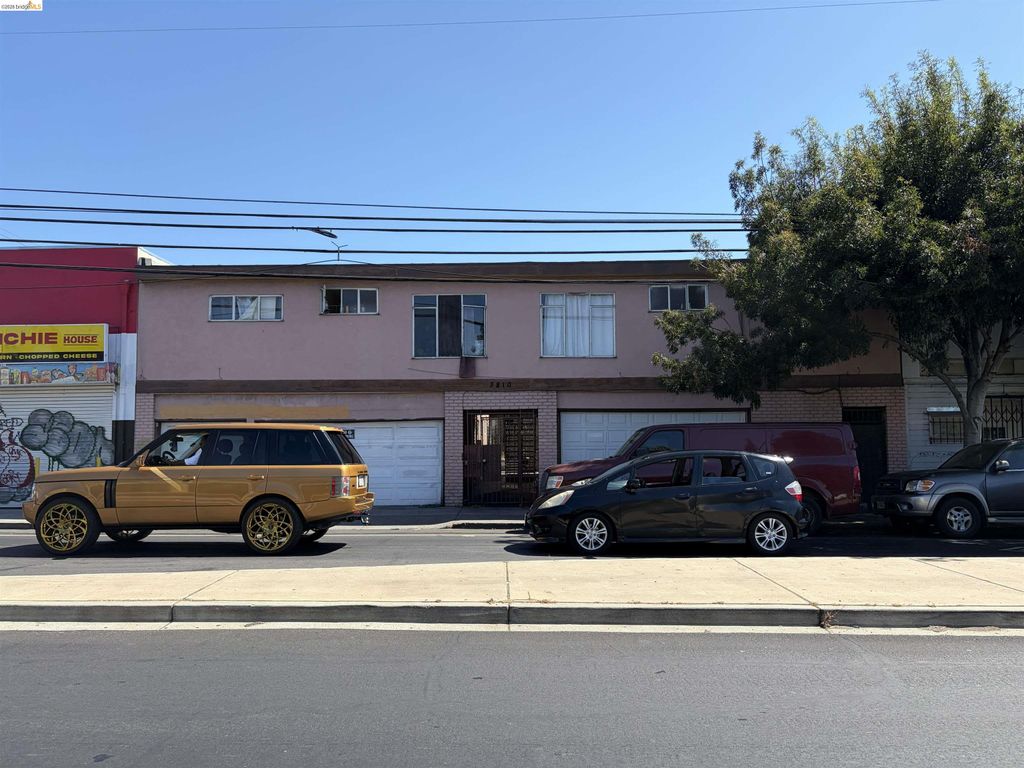 3810 Foothill Blvd, Oakland, CA 94601