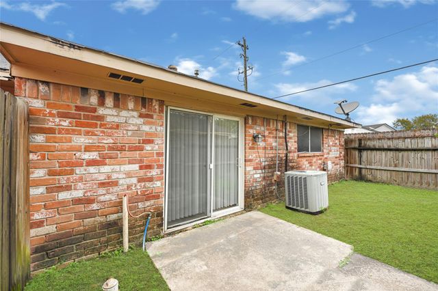 3328 Burke Road 71, Pasadena, TX 77504
