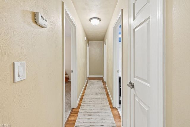 901 Weeping Willow DR, Chesapeake, VA 23322