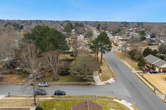 901 Weeping Willow DR, Chesapeake, VA 23322