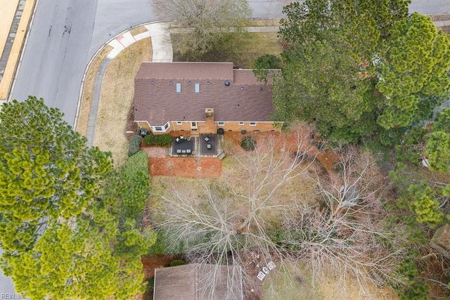 901 Weeping Willow DR, Chesapeake, VA 23322