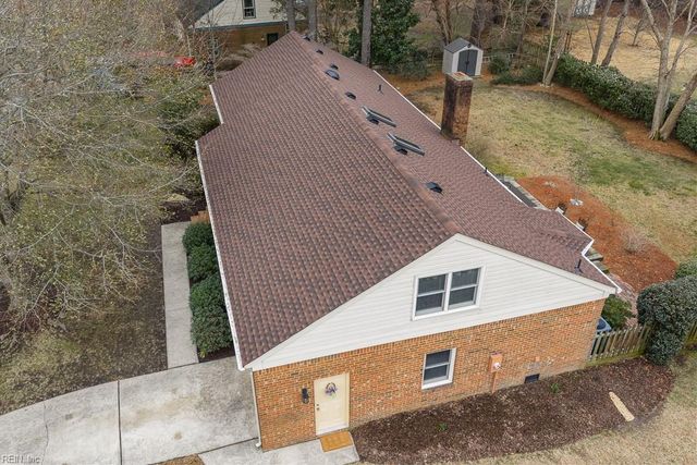 901 Weeping Willow DR, Chesapeake, VA 23322