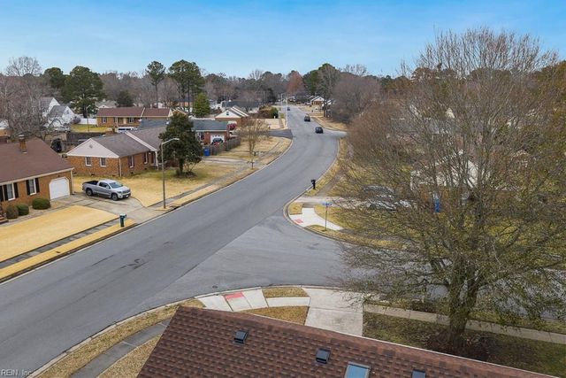 901 Weeping Willow DR, Chesapeake, VA 23322