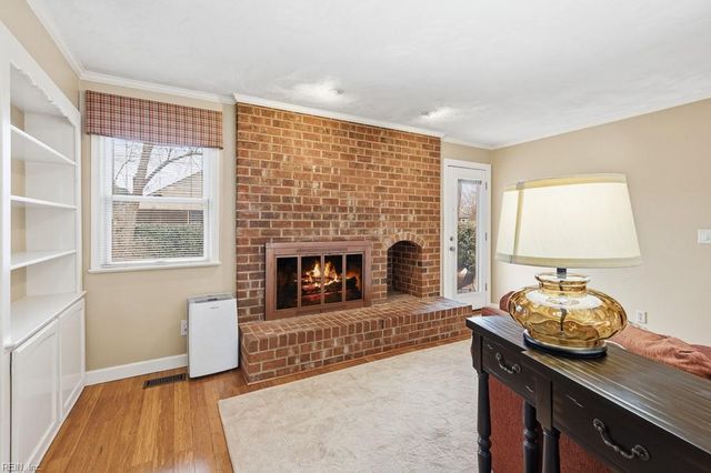 901 Weeping Willow DR, Chesapeake, VA 23322