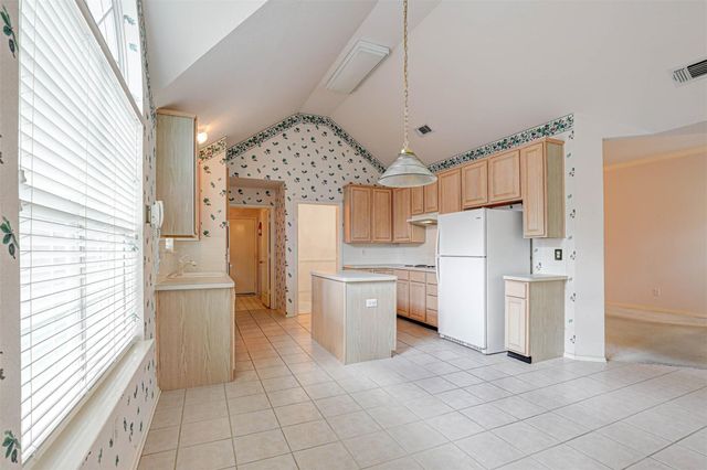 5316 Lake Mead Trail, Fort Worth, TX 76137