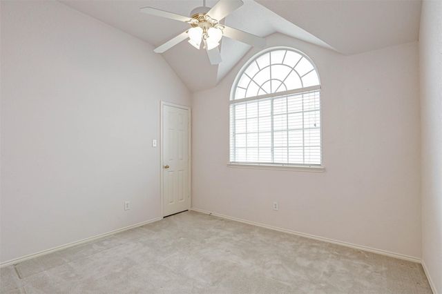 5316 Lake Mead Trail, Fort Worth, TX 76137
