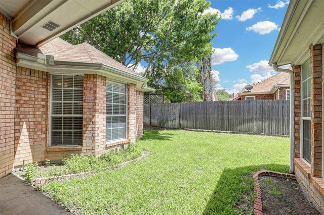 5316 Lake Mead Trail, Fort Worth, TX 76137