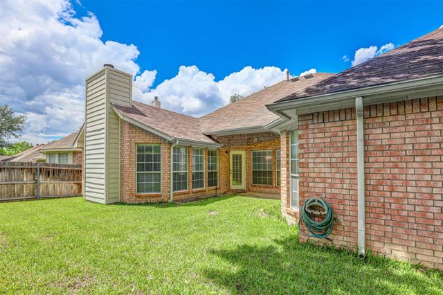5316 Lake Mead Trail, Fort Worth, TX 76137
