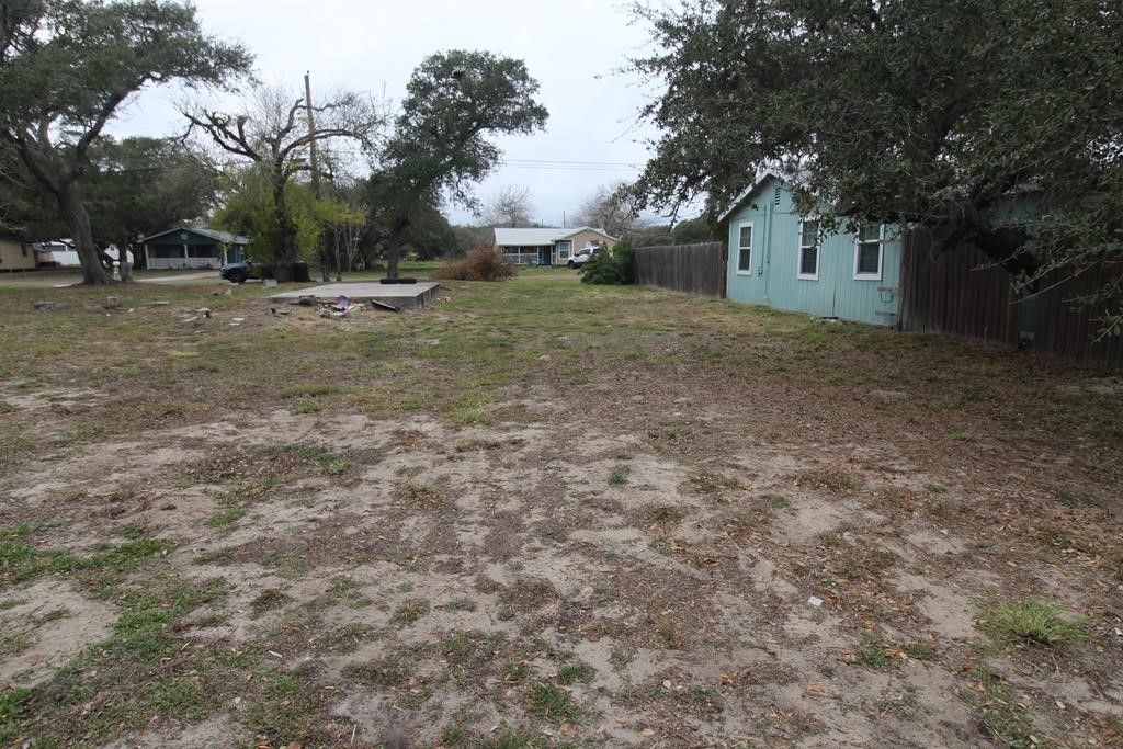 814 & 818 N Ann, Rockport, TX 78382 — exterior