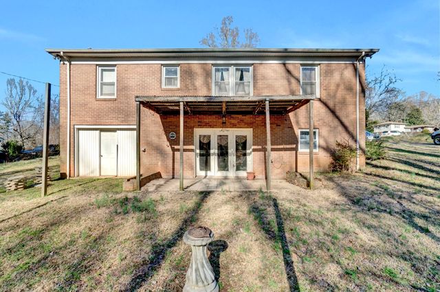 138 Forest Hills Drive, Gaffney, SC 29340