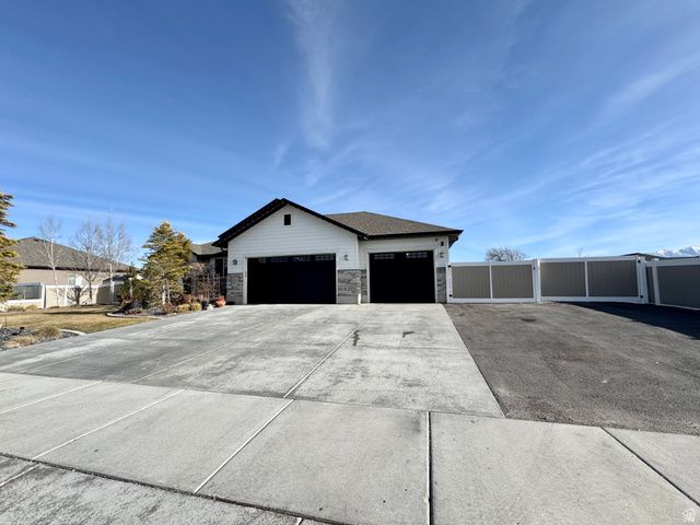 361 S LOOKOUT DR, Grantsville, UT 84029