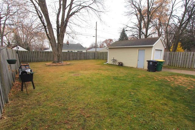 518 LA PLANT STREET, Green Bay, WI 54302