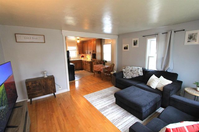 518 LA PLANT STREET, Green Bay, WI 54302