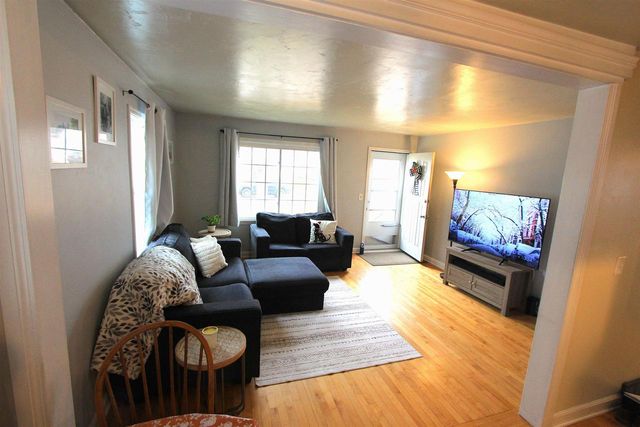 518 LA PLANT STREET, Green Bay, WI 54302