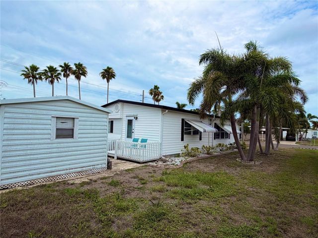 5205 5TH STREET E, Bradenton, FL 34203