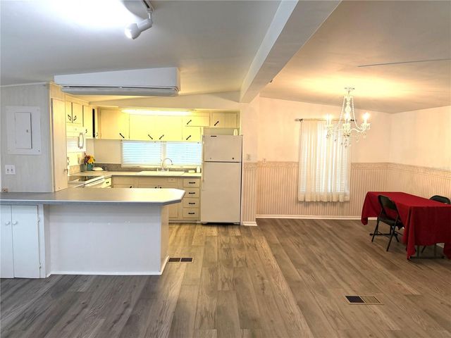 5205 5TH STREET E, Bradenton, FL 34203