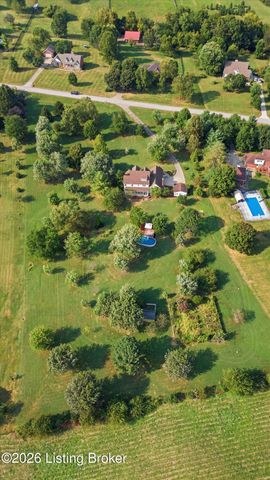 4620 Grand Dell Dr, Crestwood, KY 40014