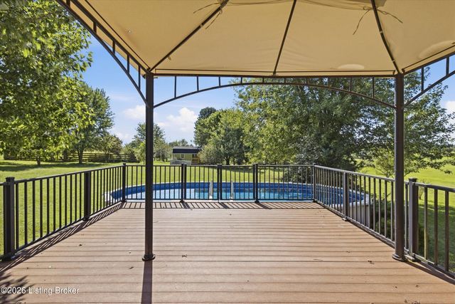 4620 Grand Dell Dr, Crestwood, KY 40014