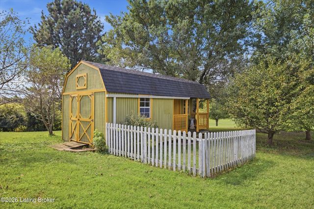 4620 Grand Dell Dr, Crestwood, KY 40014
