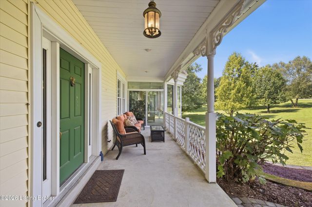 4620 Grand Dell Dr, Crestwood, KY 40014