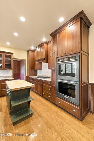 4620 Grand Dell Dr, Crestwood, KY 40014