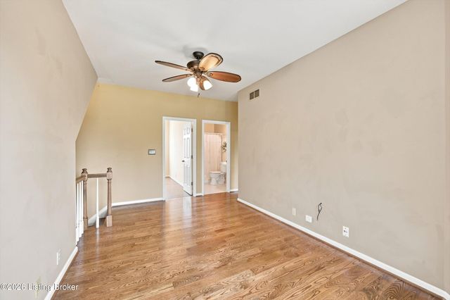 4620 Grand Dell Dr, Crestwood, KY 40014