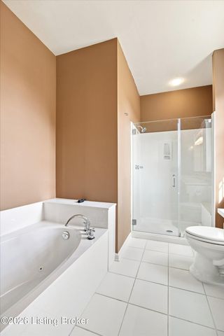 4620 Grand Dell Dr, Crestwood, KY 40014
