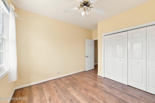 4620 Grand Dell Dr, Crestwood, KY 40014