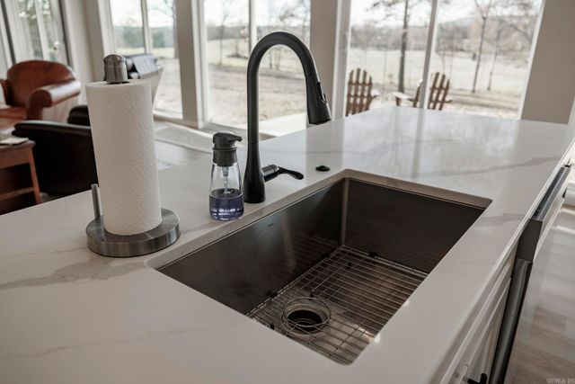 279 Eagles Ln Lane, Bismarck, AR 71929