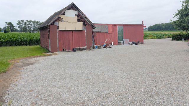 1637 W US 224, Uniondale, IN 46791