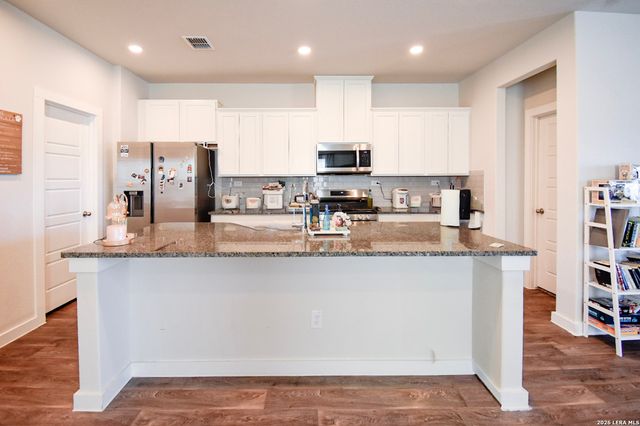 155 Connor, San Antonio, TX 78253