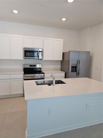 2144 RIDER RAIN LN, Apopka, FL 32703