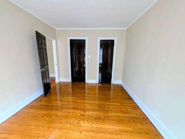 6703 N Greenview Avenue 3C, Chicago, IL 60626