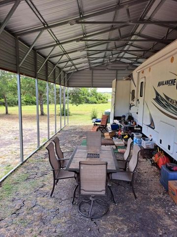 7442 W State Highway 159, Fayetteville, TX 78940