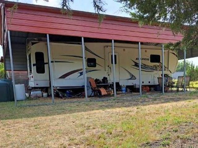 7442 W State Highway 159, Fayetteville, TX 78940