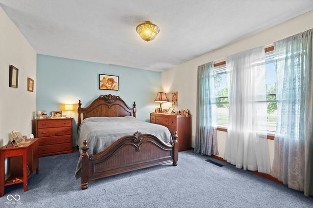 7049 E Old State Road 144, Mooresville, IN 46158
