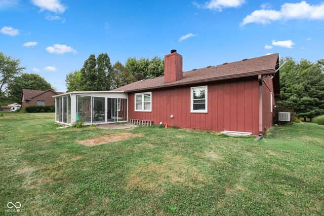 7049 E Old State Road 144, Mooresville, IN 46158