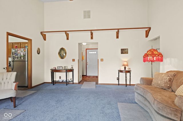 7049 E Old State Road 144, Mooresville, IN 46158