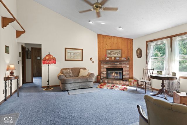 7049 E Old State Road 144, Mooresville, IN 46158