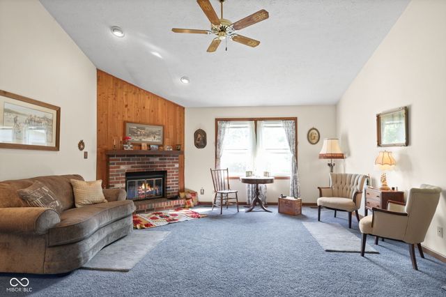 7049 E Old State Road 144, Mooresville, IN 46158