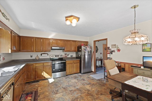 7049 E Old State Road 144, Mooresville, IN 46158