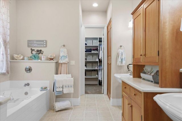 3086 Ridgecrest Way, Pollock Pines, CA 95726