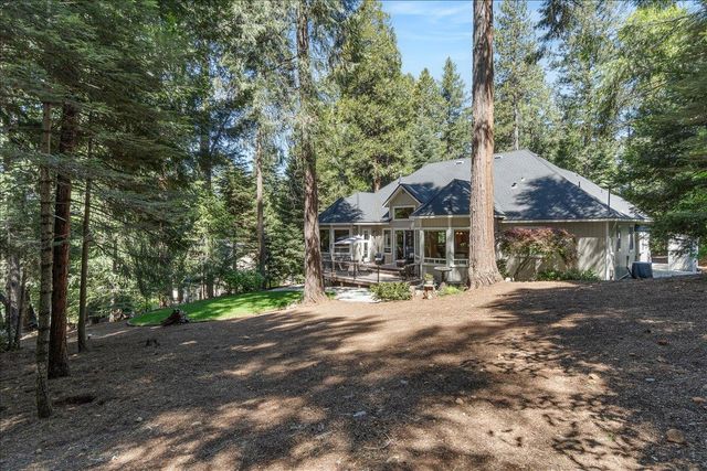 3086 Ridgecrest Way, Pollock Pines, CA 95726