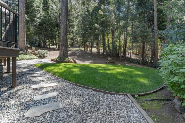 3086 Ridgecrest Way, Pollock Pines, CA 95726