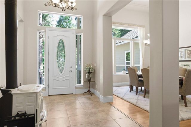 3086 Ridgecrest Way, Pollock Pines, CA 95726