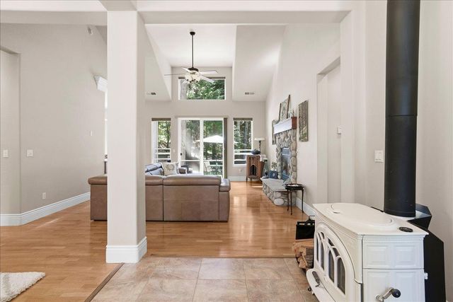 3086 Ridgecrest Way, Pollock Pines, CA 95726