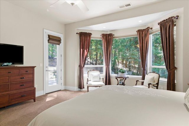 3086 Ridgecrest Way, Pollock Pines, CA 95726