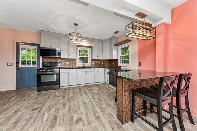 128 S East Street, Bethel, OH 45106