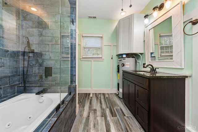 128 S East Street, Bethel, OH 45106